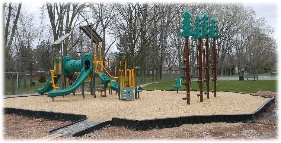 townhallpark new play ground